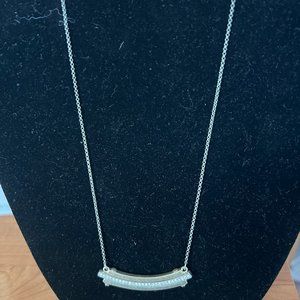 BANANA REPUBLIC NECKLACE